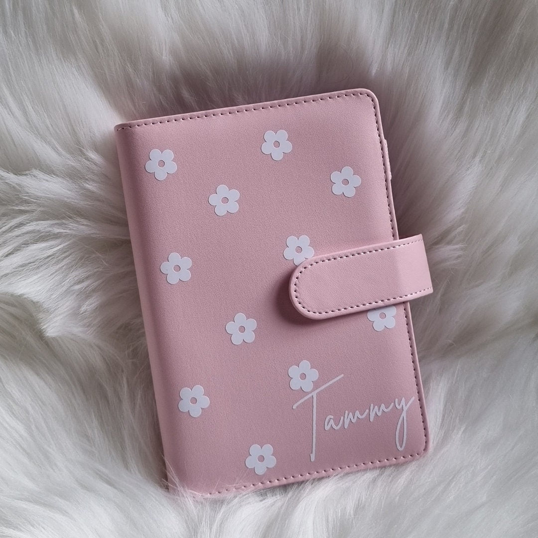 Daisy budget binder with 6 wallets personalised